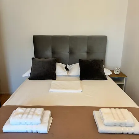 Apartament Parliament House By Darius